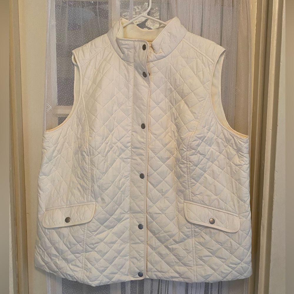 NWT Talbots Diamond Quilted Vest, Fleece Lined